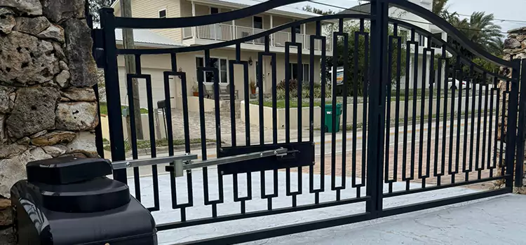 Swing Gate Opener with Keypad Midvale